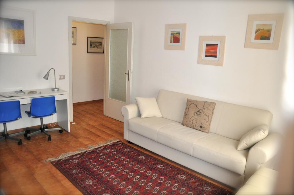 Apartment Parmense Room photo
